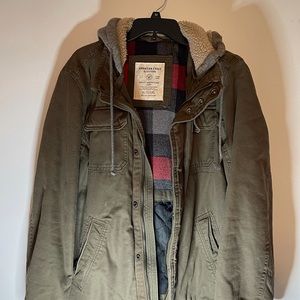American Eagle coat with flannel interior (XL)